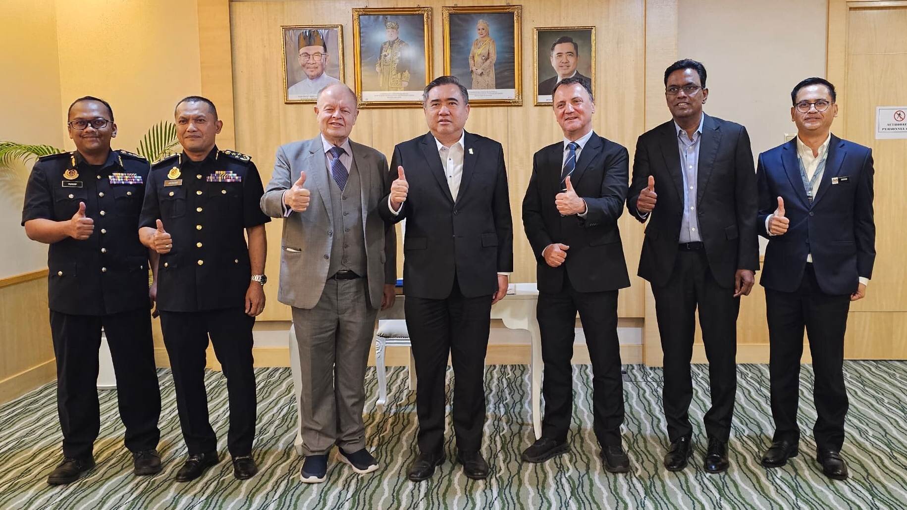 Meeting with MoT Minister YB Anthony Loke