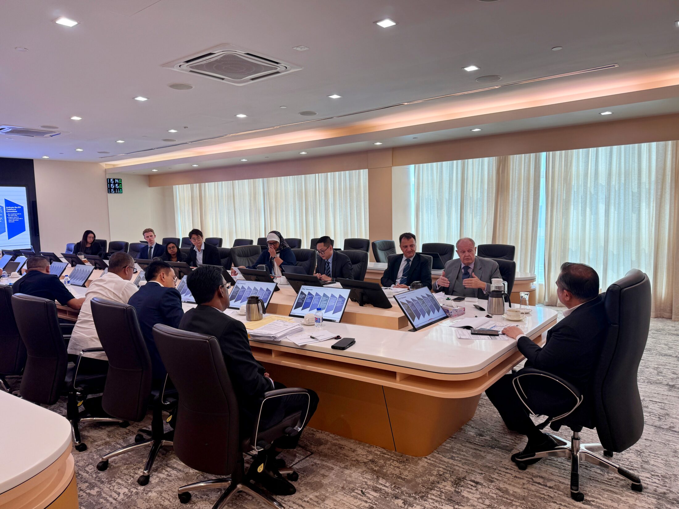 Meeting with MoT Minister YB Anthony Loke