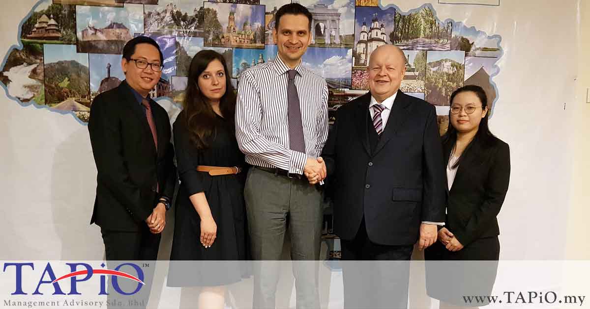 Meeting-with-Ambassador-of-Ukraine-2