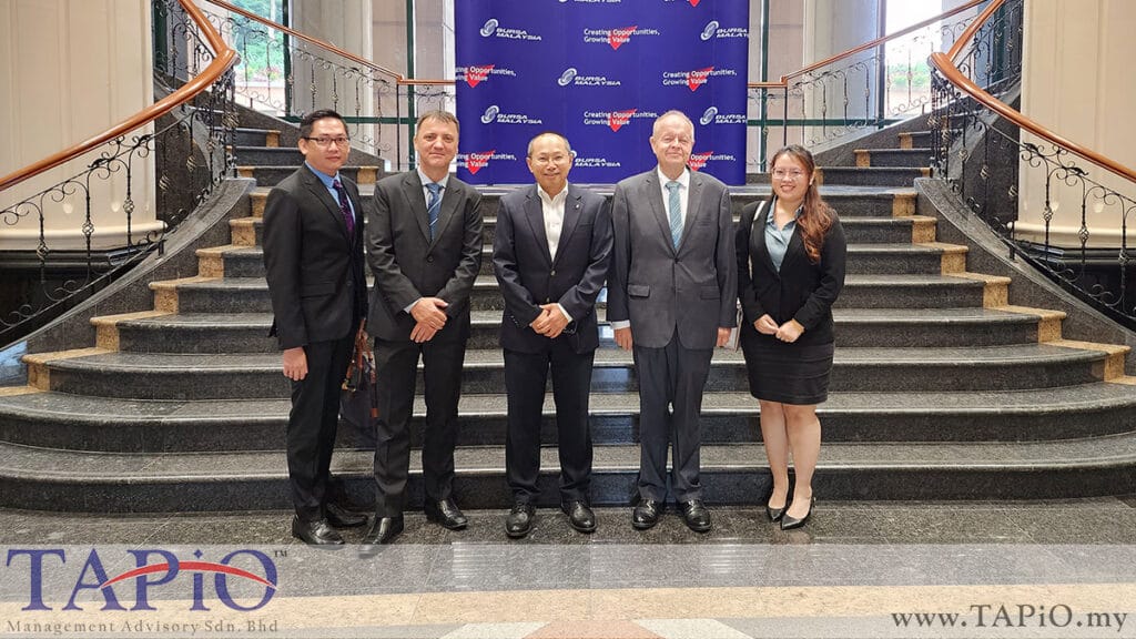 TAPiO Management Team led by Mr. Bernhard Schutte, Chairman, visited to Bursa Malaysia today. TAPiO was received by Tan Sri Abdul Wahid Omar, Chairman of Bursa Malaysia Berhad.